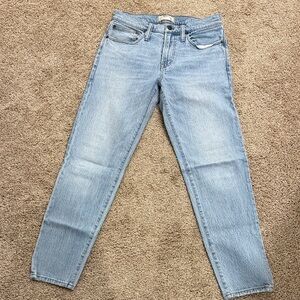 Madewell Light Blue Relaxed Taper Leg Jeans